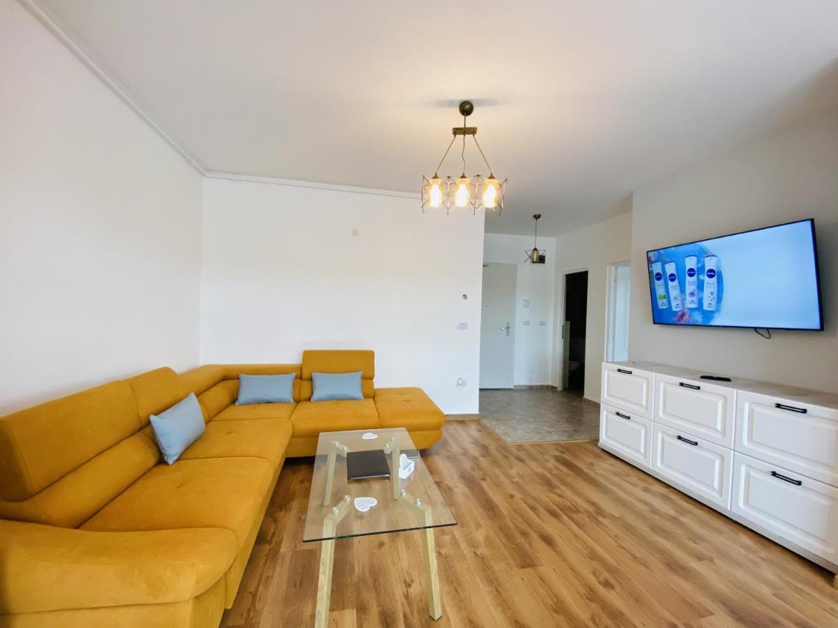 Deluxe Apartment With Balcony And Private Parking In Colvmna Residence Клуж-Напока Екстер'єр фото
