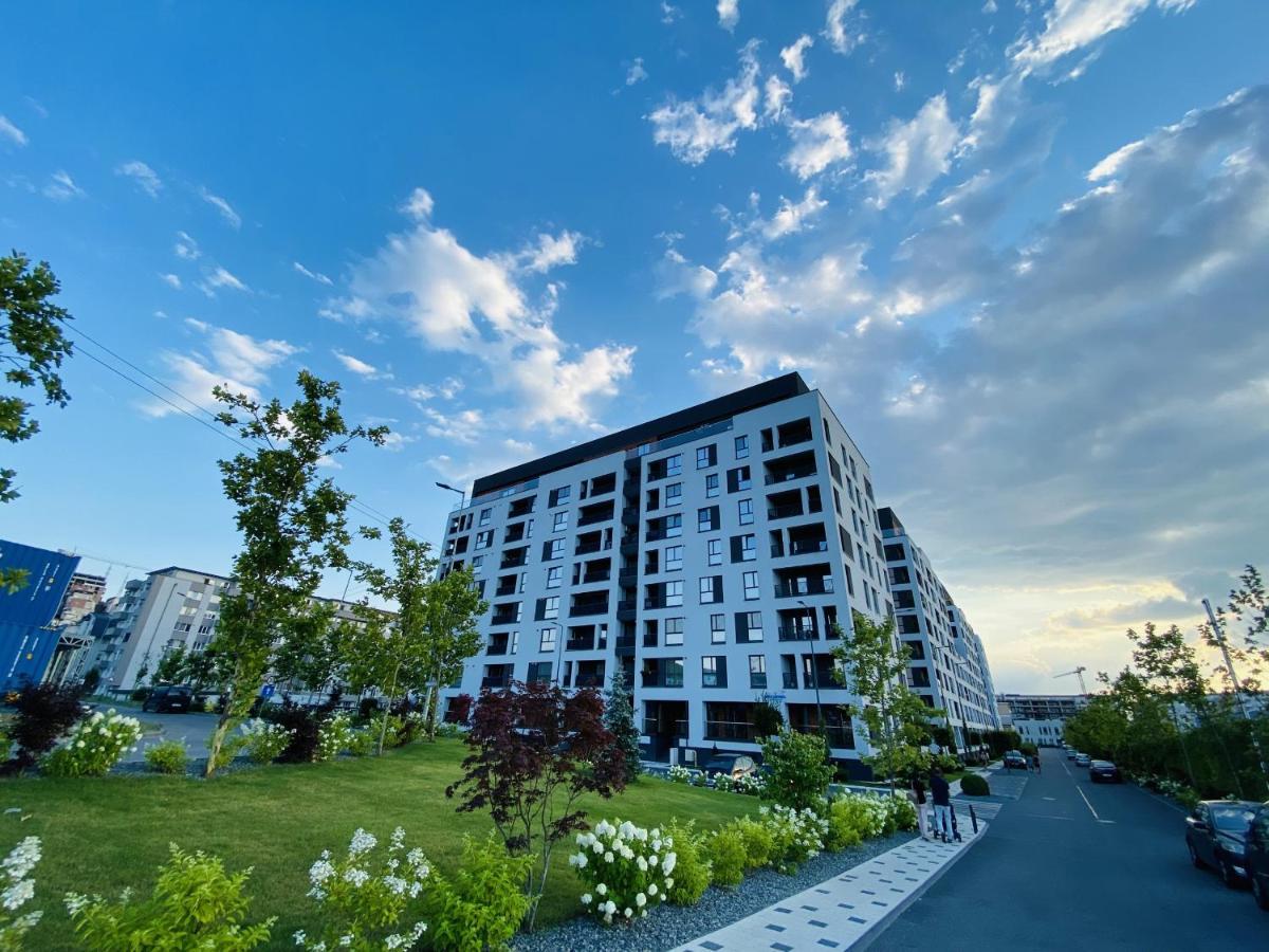 Deluxe Apartment With Balcony And Private Parking In Colvmna Residence Клуж-Напока Екстер'єр фото